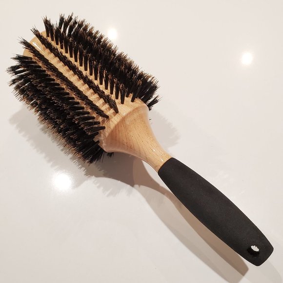 Boar Bristle 3.5 inch Round Wood Styling Brush - Picture 1 of 4